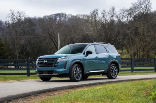This $40,000 Nissan SUV beats a $57,000 Lincoln on fuel economy and towing