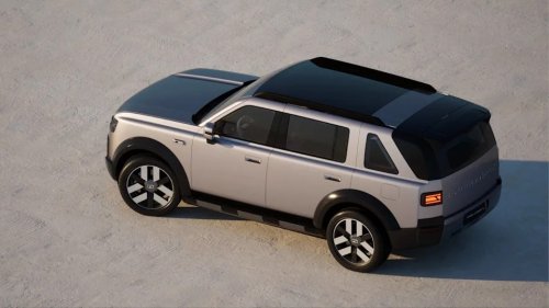 Reborn Freelander 8 Sets Guinness Hybrid Record at 19,693 Feet