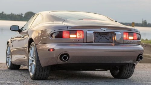 Aston Martin, Lexus, 2001 Aston Martin DB7 Vantage For Sale Has 42K Miles, A V12, A 6-Speed, And A Color That Belongs To Lexus