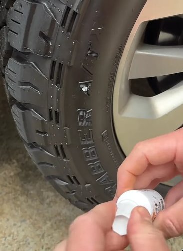 Driver Reveals White Paint Trick Exposed Mechanic Lying About Car Service