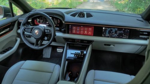 2026 Porsche Macan Electric Review: Neither Cheap Nor Flawless, But That Doesn't Matter
