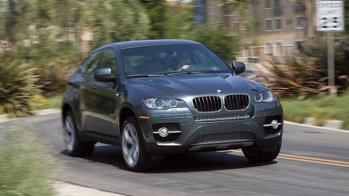 Everyone Talked About the BMW X6, But the Infiniti FX35 Deserved More Credit
