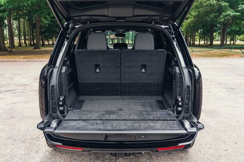 View Interior Photos of the 2026 Land Rover Range Rover