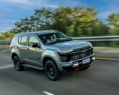 Chevy, This Funky-Looking Off-Roader Is the Chevy Trailblazer America Should’ve Gotten