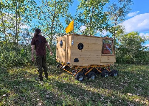 YouTuber Quiet Nerd Builds the Ultimate Electric 8×8 Micro Camper