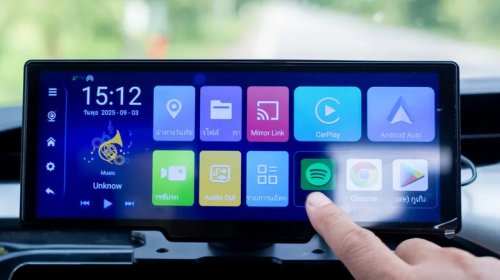 So Your Car's Infotainment System Is Painfully Old: What Are Your Options?