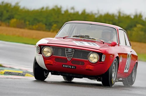 F1 champion Jochen Rindt’s Alfa Romeo GTA driven