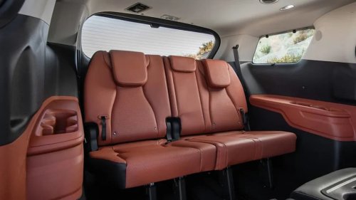 Kia, Kia Carnival, Chrysler, PHEV, Kia Carnival Hybrid Vs. Chrysler Pacifica PHEV: 5 Key Differences