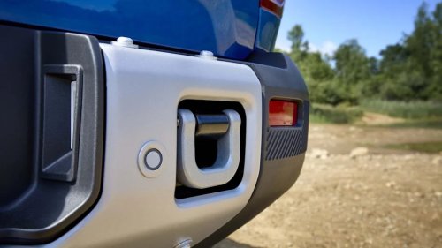 The 2026 Ford Bronco Sport Has a Lot Less Stuff, But at Least It’s Cheaper