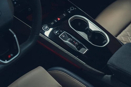 Audi, Audi A6, View Interior Photos of the 2026 Audi A6 Quattro