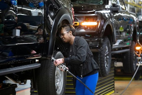 Ford, Ford says AI alone couldn't fix its quality problems. It needed to rehire veteran engineers to help.