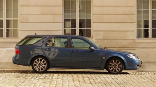 How To Live With A Car From A Defunct Brand When Parts Have Nearly Disappeared