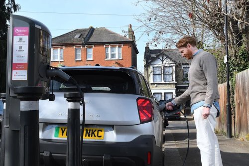 How much does it cost to charge an electric car?