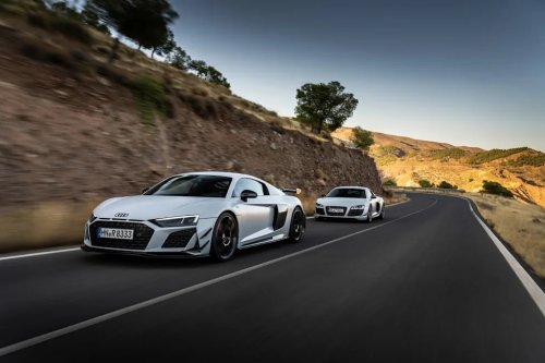 The V-10 Engine May Be Gone, But These Cars Will Never Be Forgotten