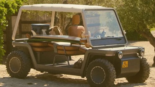 This Weird EV Buggy Just Embarrassed Every Golf Cart On The Planet
