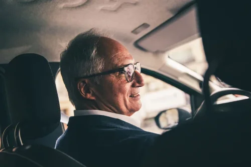 Touring, Renault Twingo, Renault, Touring Paris in a Twingo – driven by Renault's boss