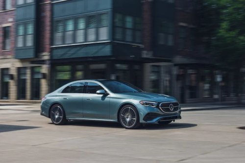 See Exterior Pics of the 2026 Mercedes-Benz E450