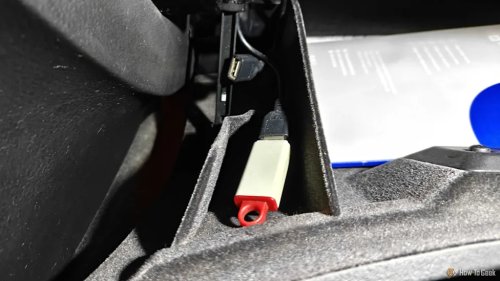 6 ways to play CDs in a modern car