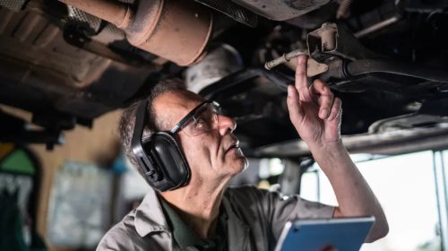 Why You Might (Or Might Not) Want A Certified Pre-Owned Truck