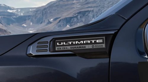 555 HP: GM's New V8 Duramax Is A Beast, But Its Torque Is The Real Story