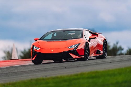 The V-10 Engine May Be Gone, But These Cars Will Never Be Forgotten