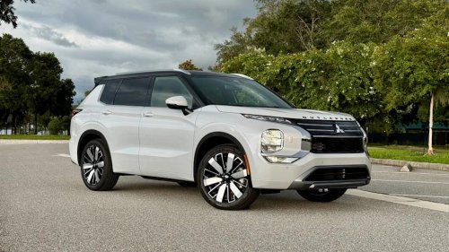 2026 Mitsubishi Outlander Gives Frugal Families 3 Rows for $29,995