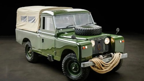 Daniel Craig's 1959 Land Rover Has Just Sold at Auction