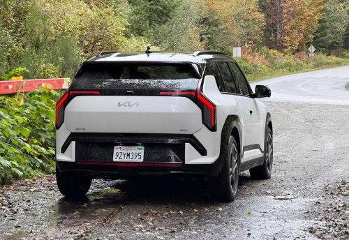 The 2027 Kia EV3 May Just Be the Affordable, Long-Range Model Americans Want and Need
