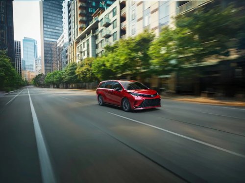 Toyota, Honda, Honda Odyssey, Chrysler, Toyota Sienna Vs. Honda Odyssey Vs. Chrysler Pacifica: Which One Is The Most Reliable? There's One Clear Winner
