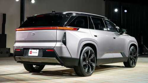 Toyota, Toyota Highlander, Production of the 2027 Toyota Highlander EV Delayed by at Least Two Months