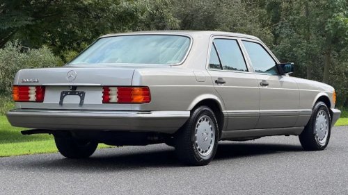 1991 Mercedes-Benz 300 SE For Sale with 49,000 Miles