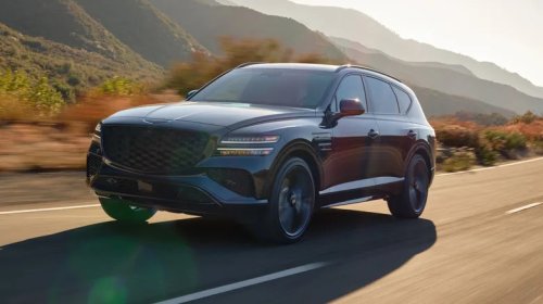 5 Mid-Size SUVs With Better Ratings Than The Land Rover Defender