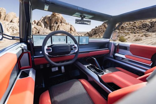 GMC, Hummer, SUV, GMC's New Mid-Size Hummer X Pickup and SUV Concepts Aim Directly at the Bronco and the Wrangler