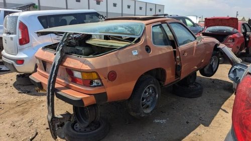 Junkyard Find: 1977 Porsche 924