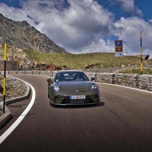 Porsche’s New Purist-Grade 911 Continues a Legendary Alpine Legacy