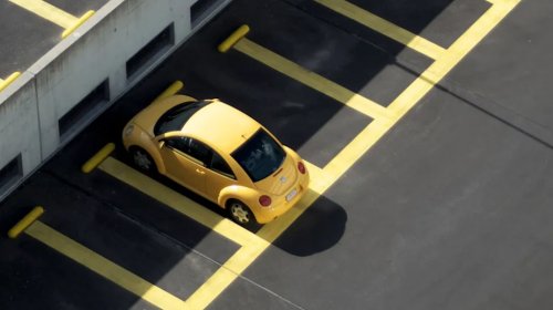 15 People Share Their Car’s Most Useless Feature