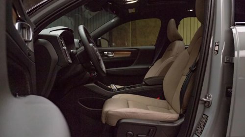 Volvo, Volvo XC40, 2028 Volvo XC40 Gets Grown-Up Looks and Better Tech; EX40 Dropped