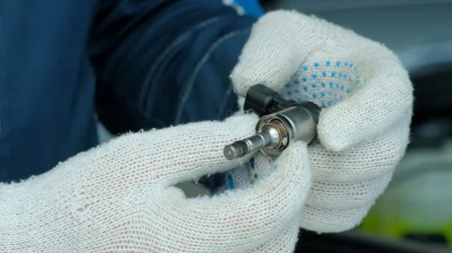 What Are Signs Of A Clogged Fuel Injector (And Can Fuel Injector Cleaner Help?)