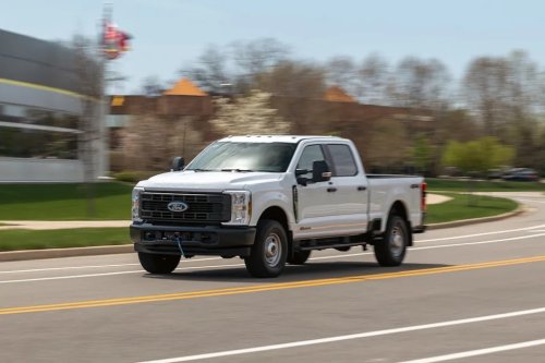 Ford Issues Recall for Expedition and Heavy-Duty Trucks over Front Lights That Could Fail