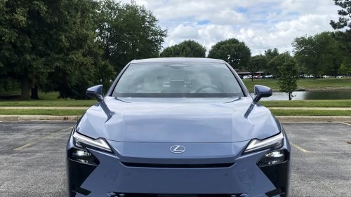 Lexus, Lexus ES, The 2026 Lexus ES 350h Redefines the Model Without Losing Why Buyers Have Flocked to it