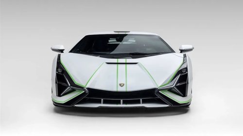 Lamborghini, This Rare Lamborghini Is an Example of the Marque’s First Hybrid. Now It Could Fetch $3 Million at Auction.
