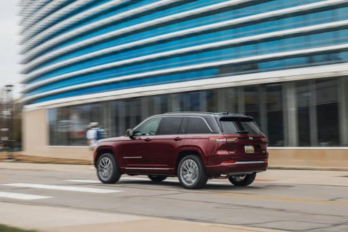 View Exterior Photos of the 2026 Jeep Grand Cherokee Summit