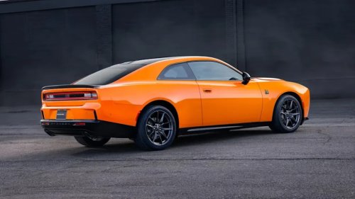 Dodge, Dodge Charger, A More Powerful Inline-Six Dodge Charger Is on the Way