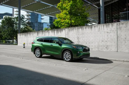 Kia, Kia Telluride, Toyota, Toyota Highlander, Kia Telluride Vs. Toyota Highlander: One Winner For 2026