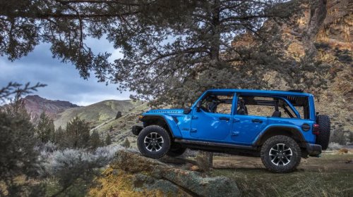 The Upsides And Downsides Of Over-The-Air Software Updates For Modern Cars
