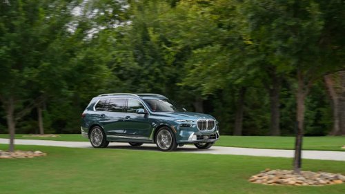 BMW, BMW X7, You Have the Choice of Leasing a 2026 or 2027 BMW X7 This June