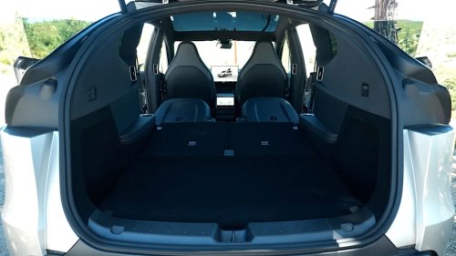 Tesla, Tesla Model Y, Can Tesla's Long-Wheelbase Model Y L Reinvent the Station Wagon?
