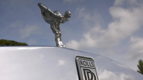 These Are Your Favorite Hood Ornaments