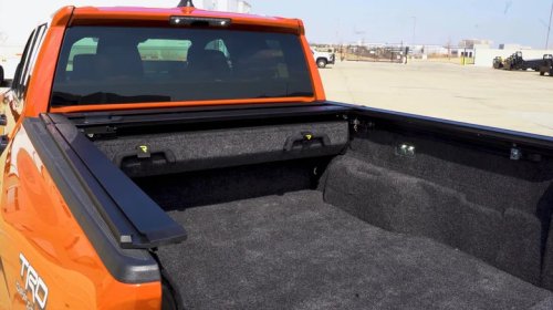 The Pros And Cons Of Retractable Tonneau Covers