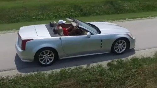 Cadillac, The Reason The Cadillac XLR Was A Failure